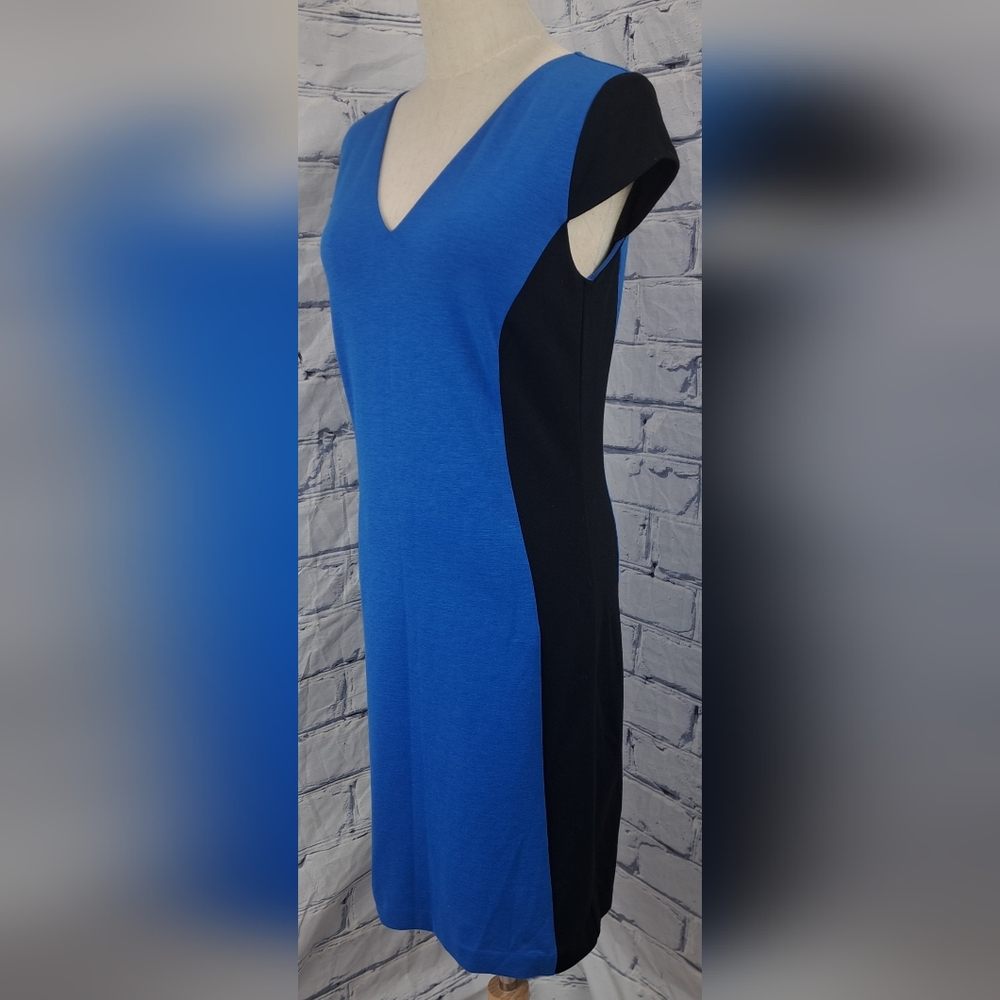 Michael Kors Cap Sleeve V-Neck Sheath Dress Midi Black and Blue Poly Rayon 2 US - Picture 4 of 16
